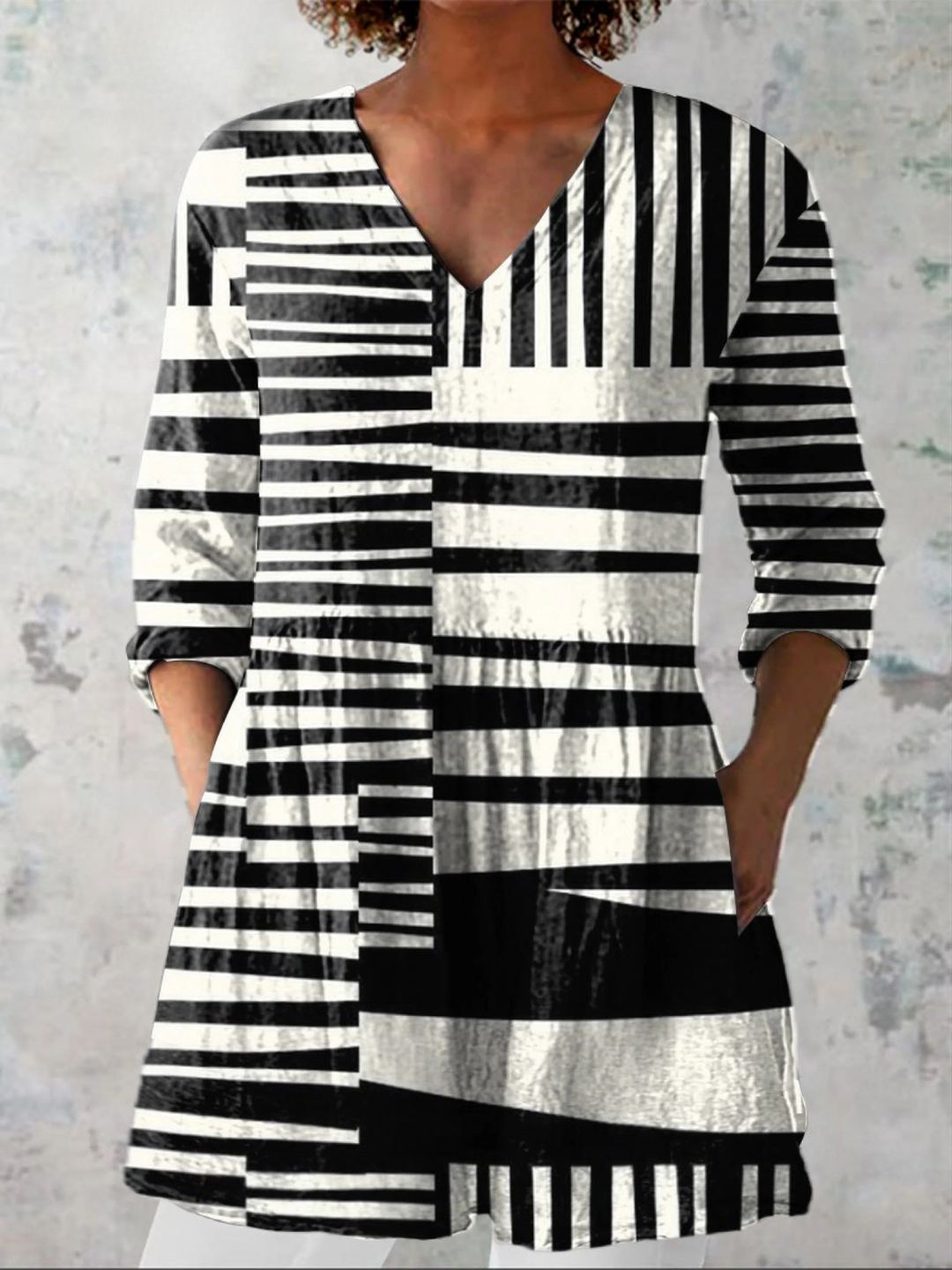 SOPHIE | ELEGANT V-NECK BLOUSE