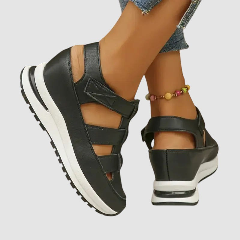 IDALIA | PERFECTLY COMFORTABLE ORTHOPAEDIC SANDALS