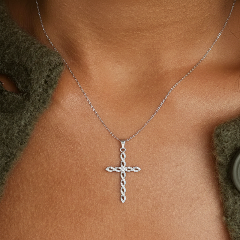 ELARA | TWISTED CROSS NECKLACE