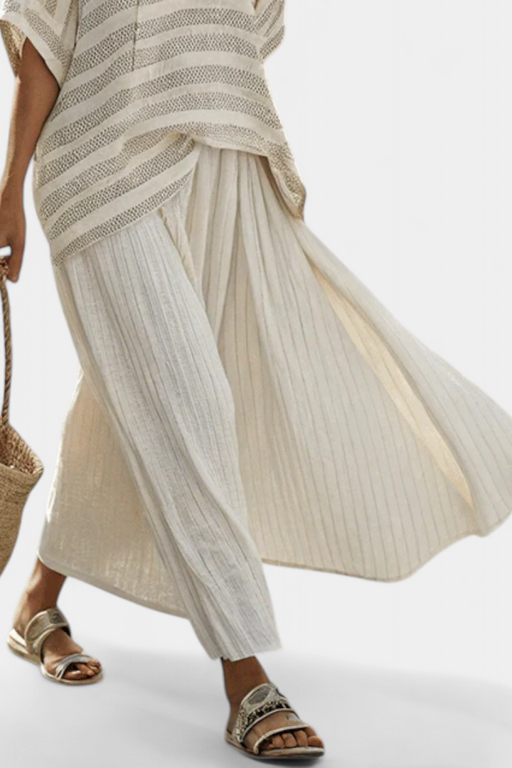WESTLYN | COMFORTABLE STRIPED BAMBOO TOP & FLOWING LINEN TROUSERS