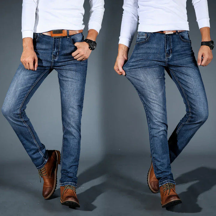 JAMES | Tapered Stretch Jeans