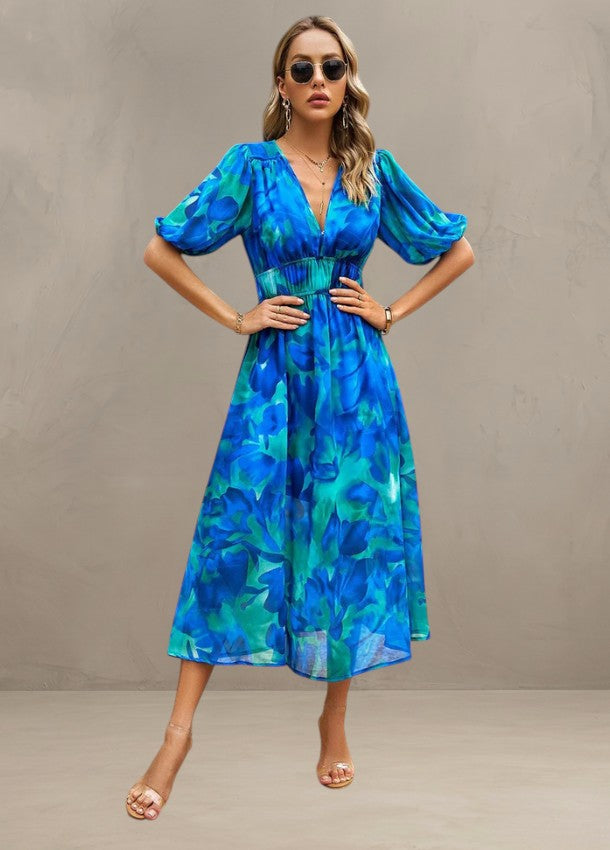 ASTELLA | FLATTERING FLORAL MIDI DRESS