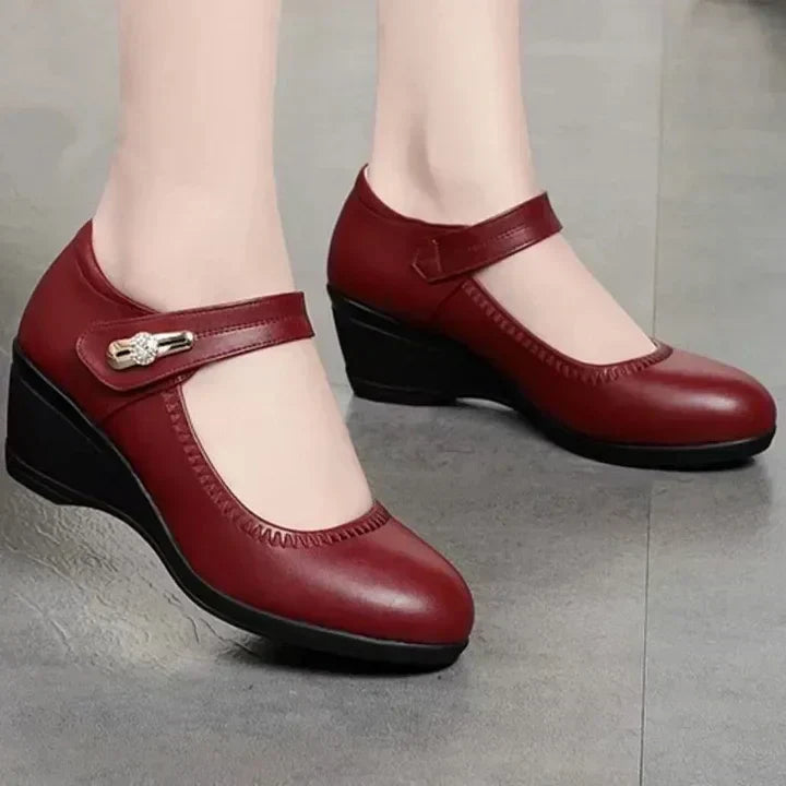 OLIVIA | STRAP MID HEEL SHOES