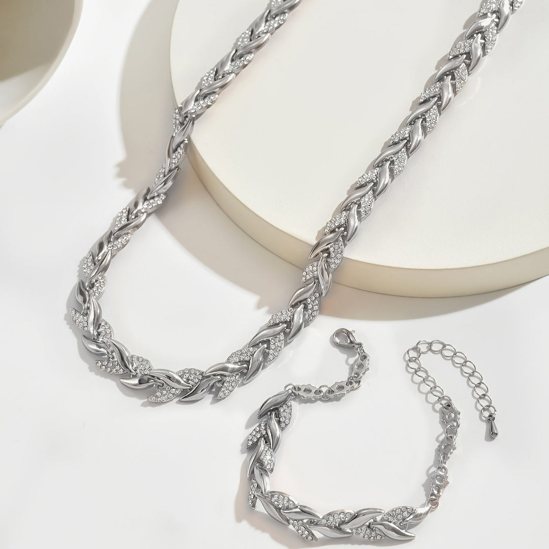 ELARA | FISH TAIL RHINESTONE JEWELRY SET