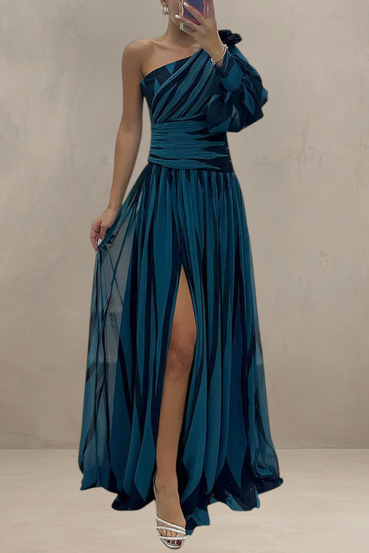 HAZEL | ELEGANT STRIPED MAXI DRESS WITH ONE SHOULDER