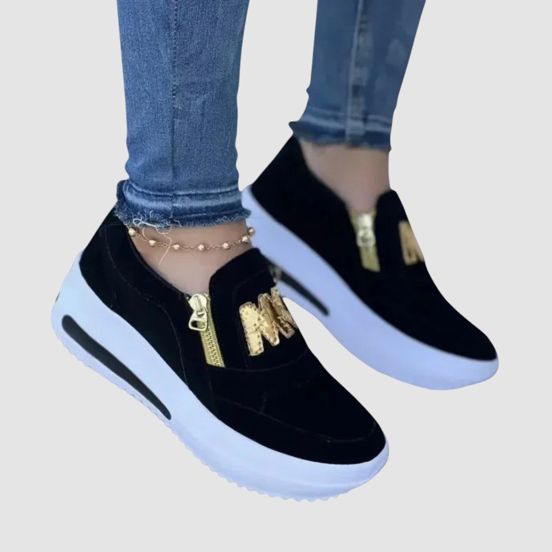 MIKAYLA | ORTHOPAEDIC TRAINERS