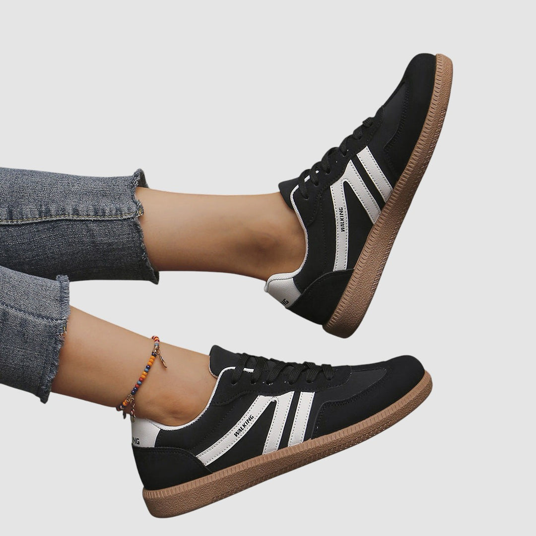 DELIZA | ORTHOPAEDIC TRAINERS