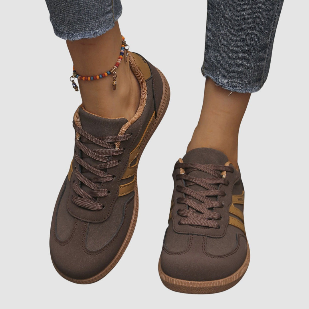 DELIZA | ORTHOPAEDIC TRAINERS