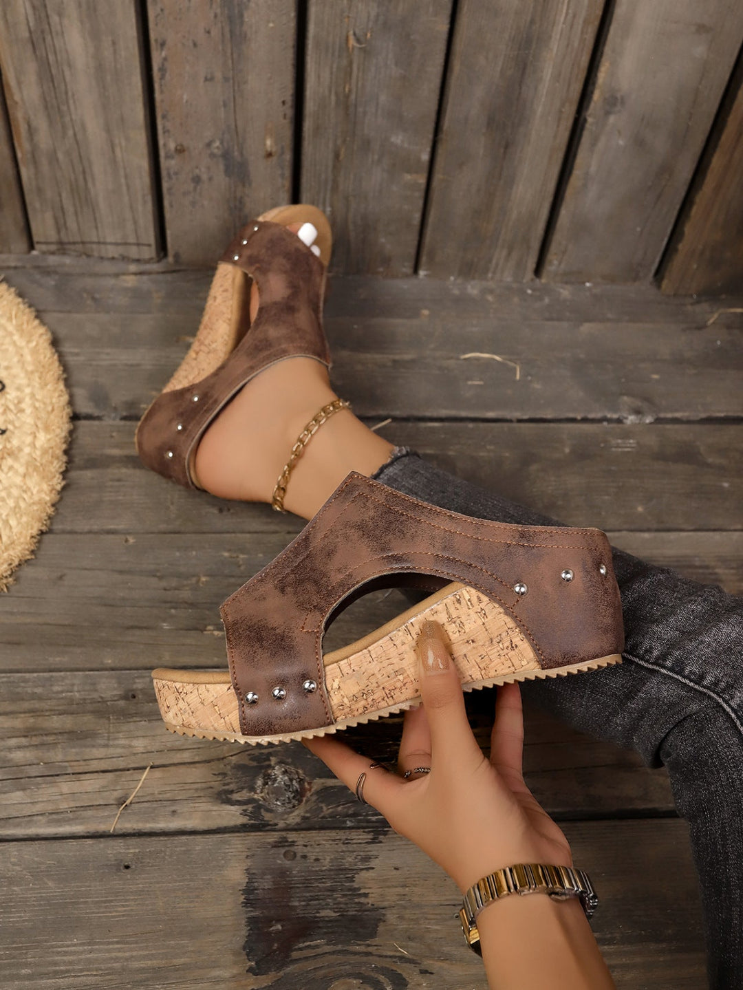 AVERY | ERGOMONIC WEDGE SANDALS