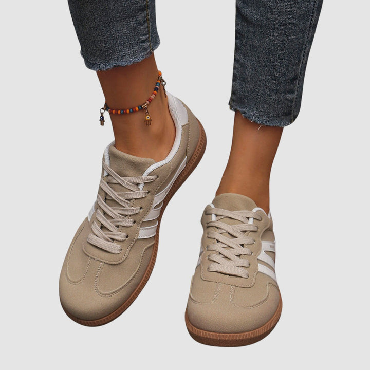 DELIZA | ORTHOPAEDIC TRAINERS
