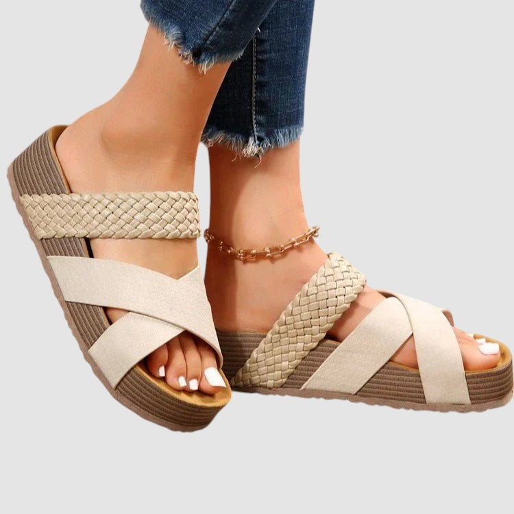EFFIE | FASHIONABLE ORTHOPAEDIC SANDALS