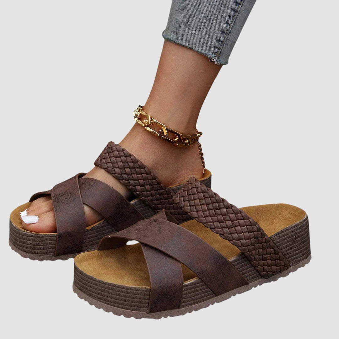 EFFIE | FASHIONABLE ORTHOPAEDIC SANDALS