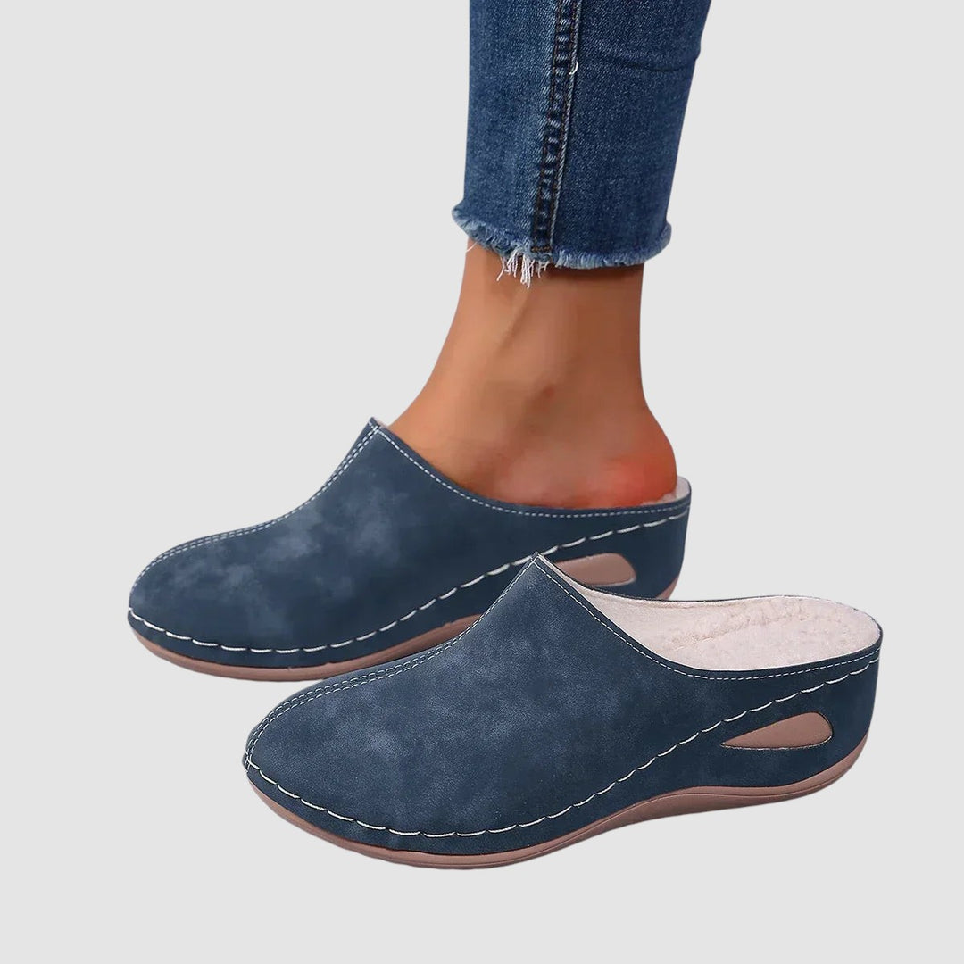 JUNDY | ORTHOPAEDIC SLIP-ON CLOGS