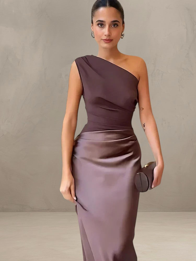 LUNA | MAXI DRESS WITH SATIN SPLIT