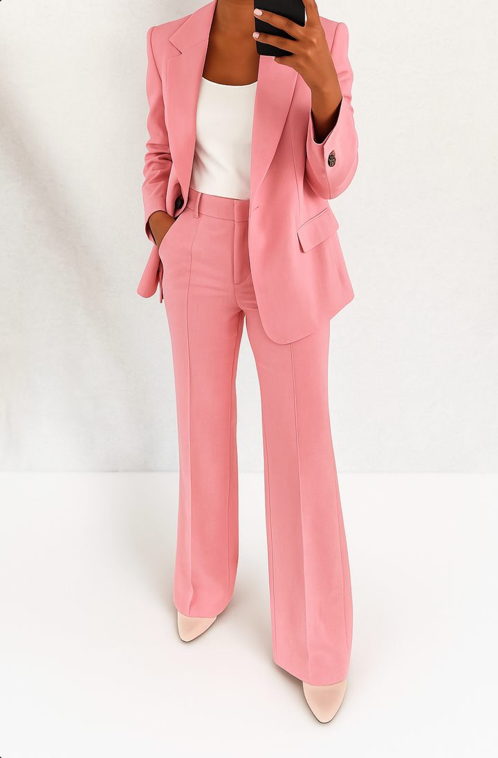ZAYA RAVEN | TAILORED SUIT FOR ELEGANCE