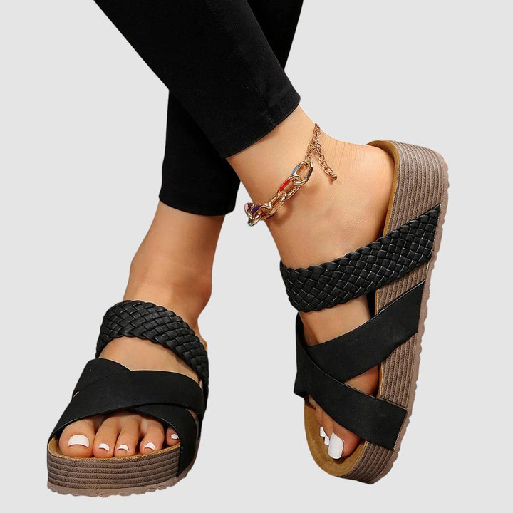 EFFIE | FASHIONABLE ORTHOPAEDIC SANDALS