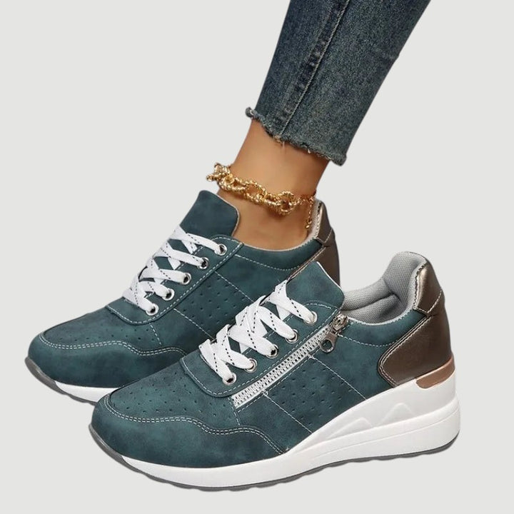 SELDA | ORTHOPAEDIC TRAINERS