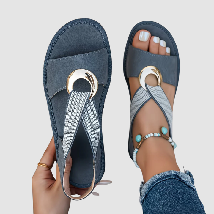 SKYLAR | FLAT SANDALS WITH METAL BUCKLE