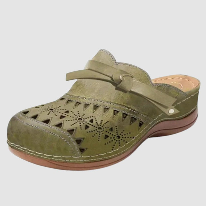 DELILAH | COMFORTABLE ORTHOPAEDIC CLOGS