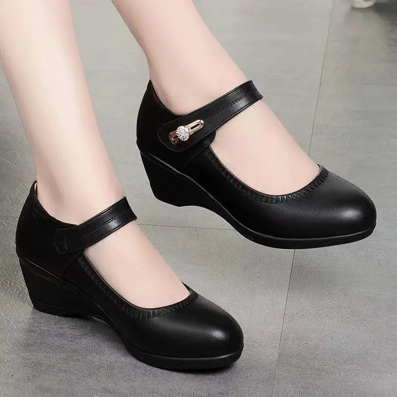 OLIVIA | STRAP MID HEEL SHOES