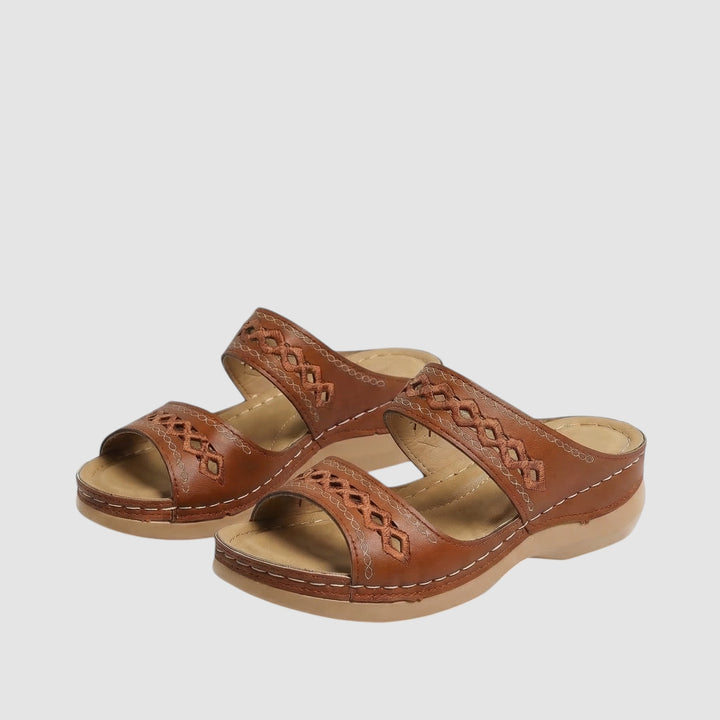 NELL | PADDED ORTHOPAEDIC SANDALS