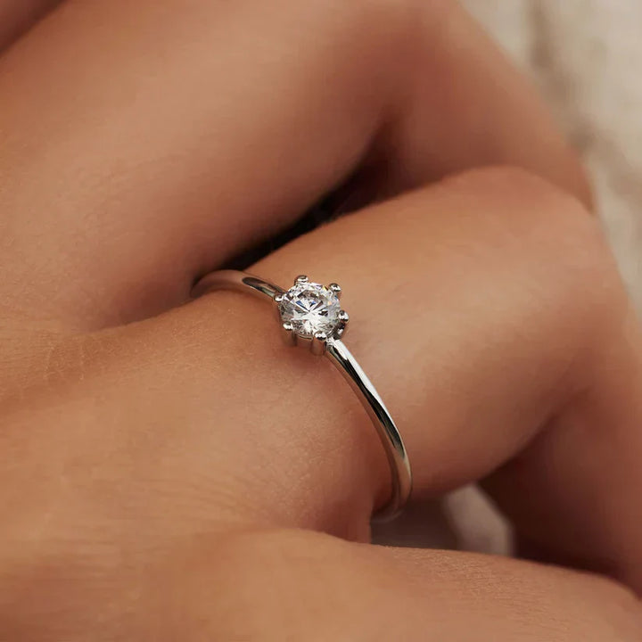 ABELLA | SOLITAIRE STONE RING